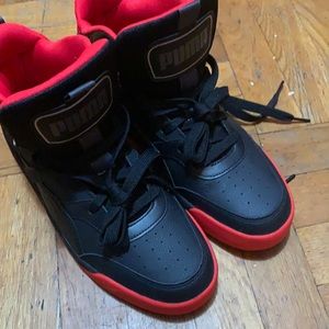 It is in very very good condition.